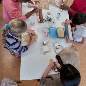 ae9cb859-f4f2-413f-8338-a14b50369c44